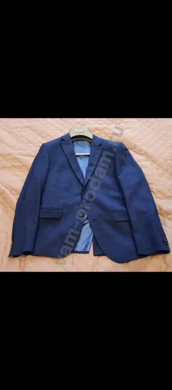 костюм Valenti