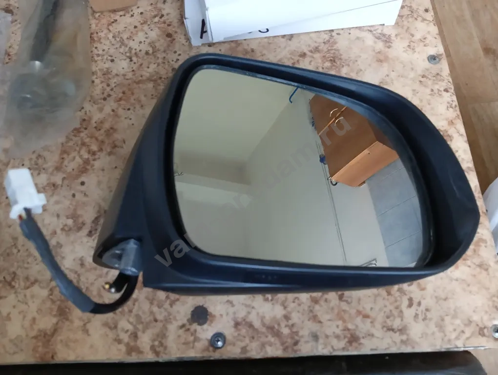 Зеркало заднего вида боковое Toyota Hilux