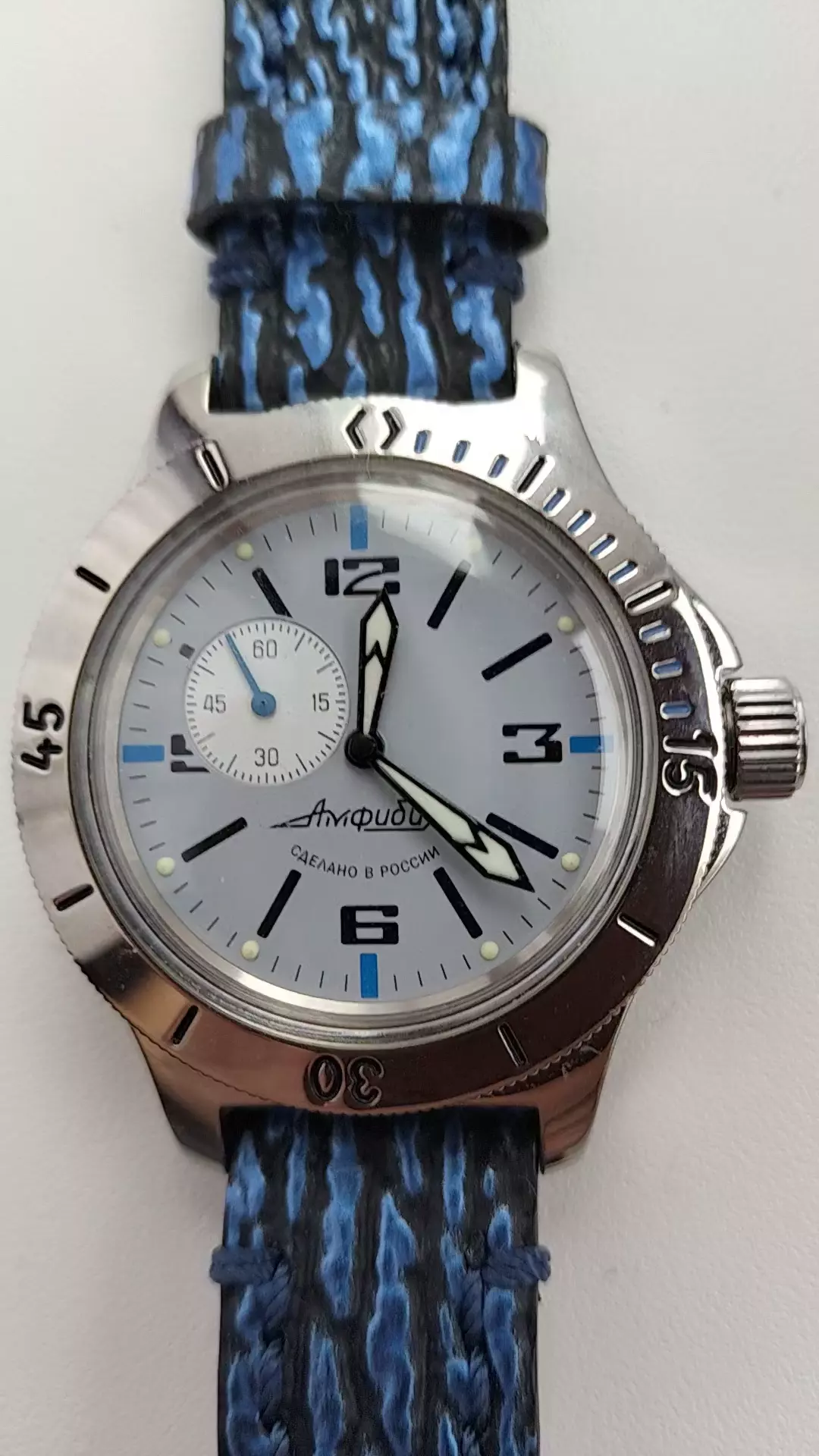 часы амфибия