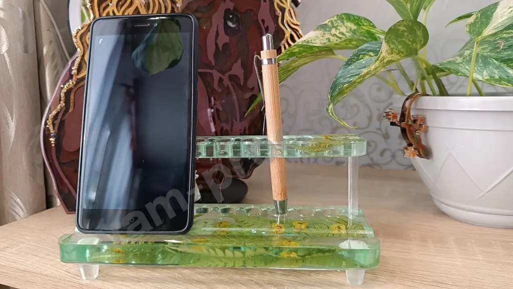 Подставки , брелоки