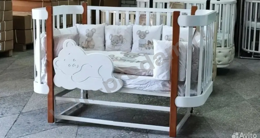 Детская кроватка 90*70/140*70