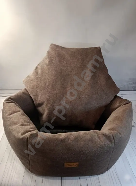 Лежанка для кошек и собак