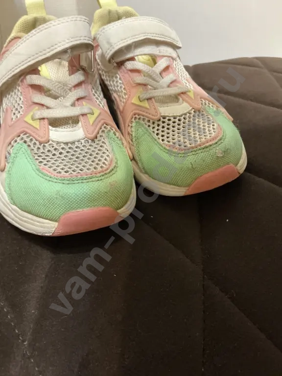 кроссы из магазина котофей