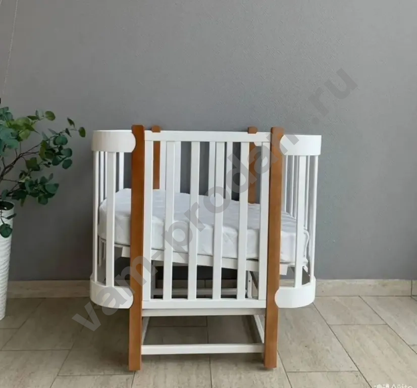 Детская кроватка 90*70/140*70