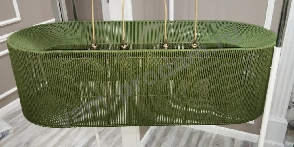 Большой подвесной светильник