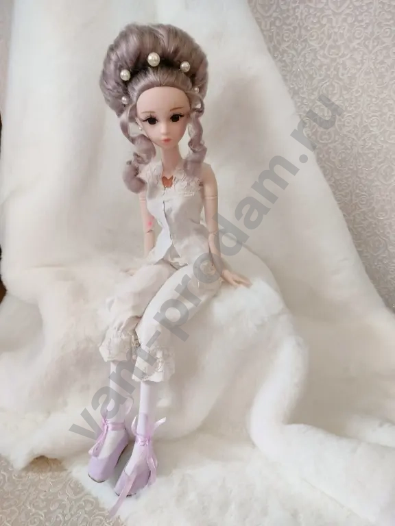 Одежда на куклу Олю