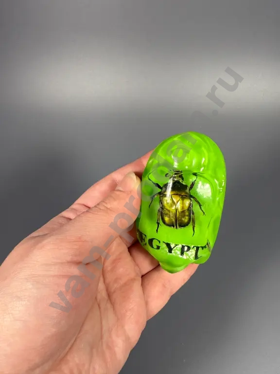 Сувенир скарабей