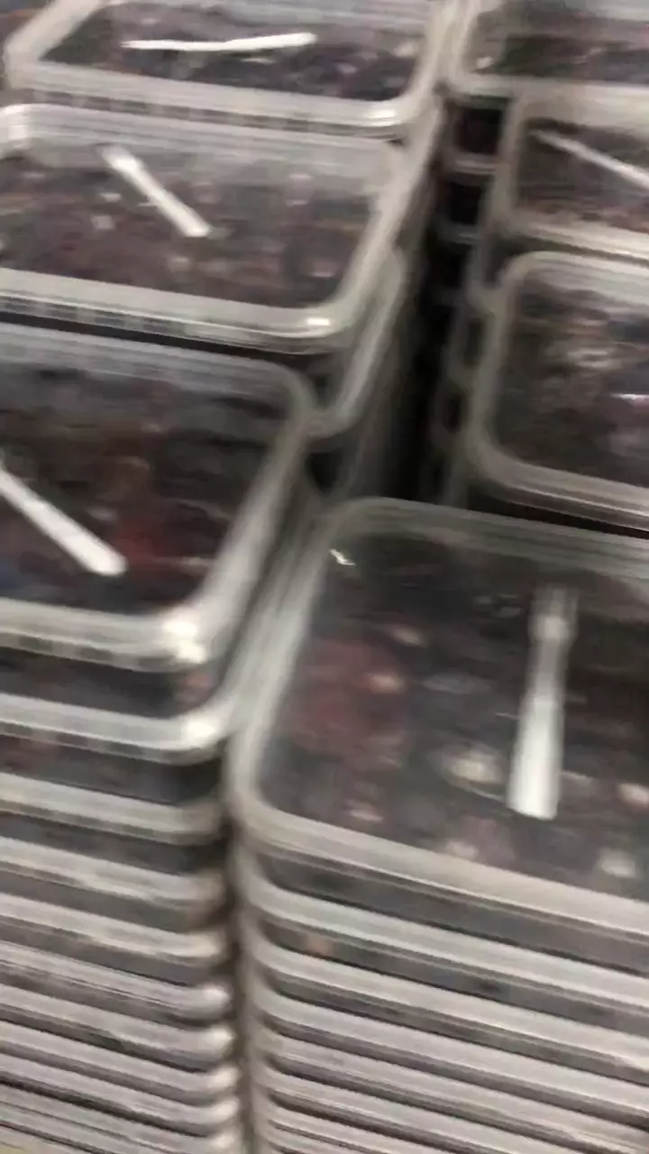 финики и другие продукты из ирана