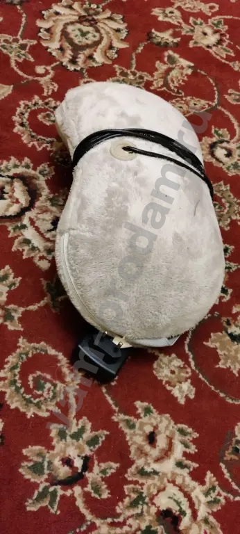 Массажная подушка для шеи