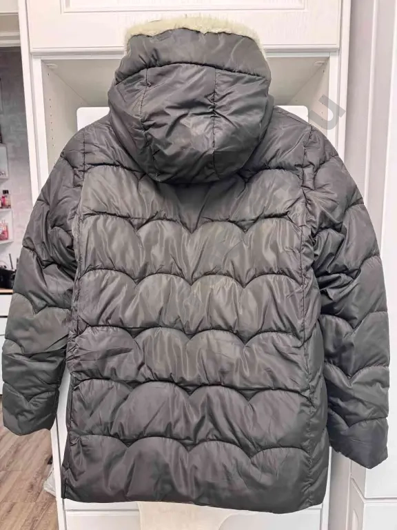 куртка зимняя с искусственной норкой