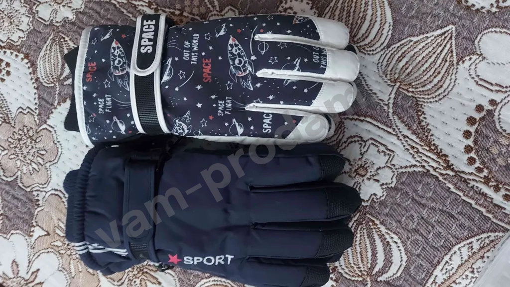 Новые перчатки на подростка