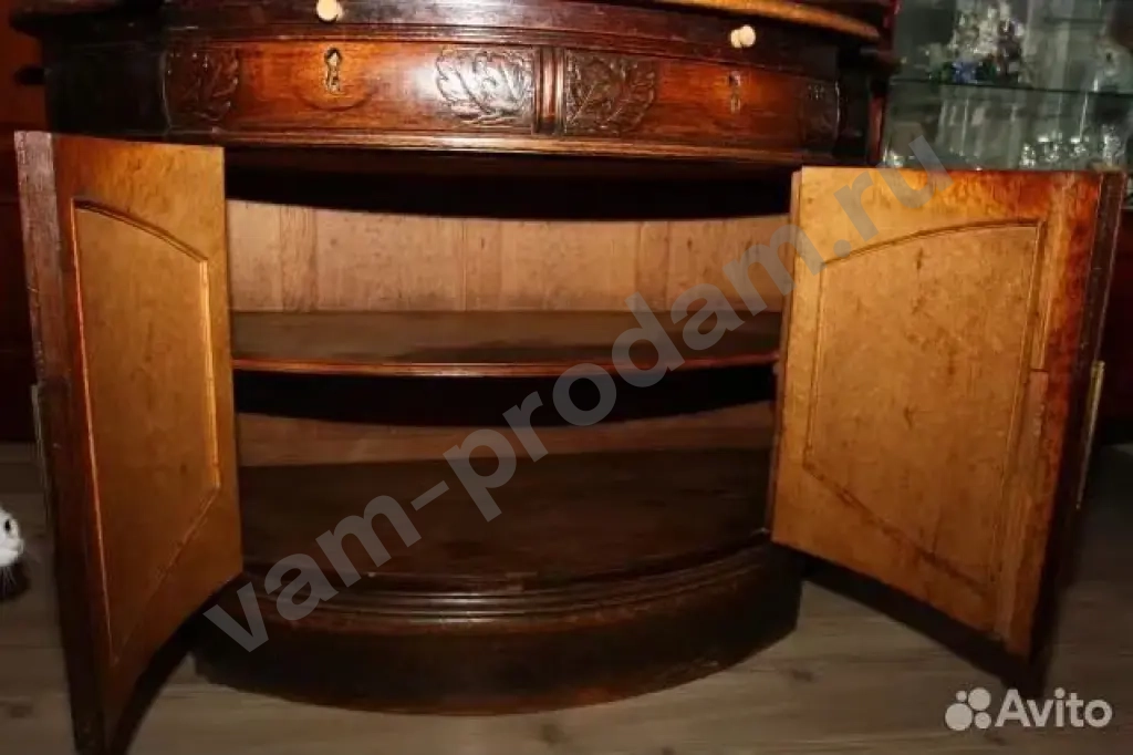 Антикварный буфет-раритет просто Огонь!)