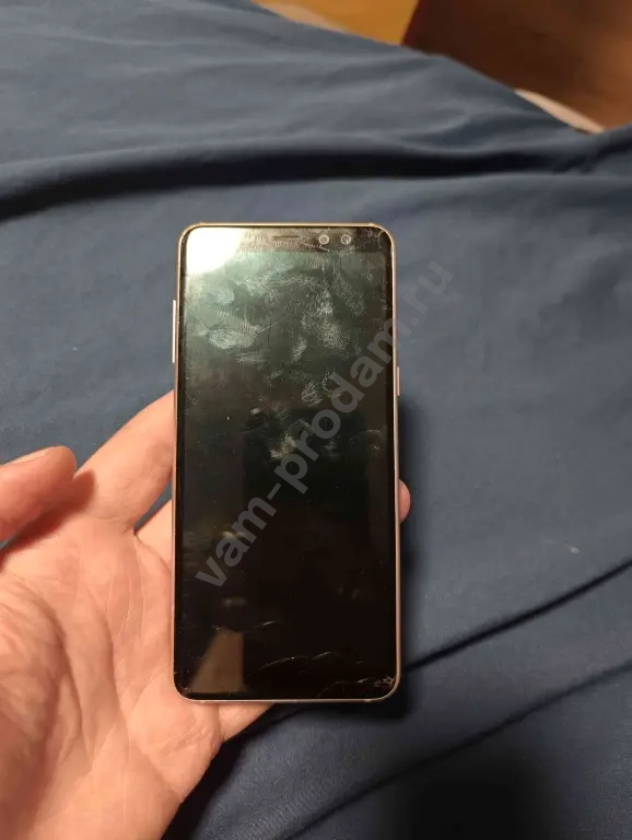 Samsung A8