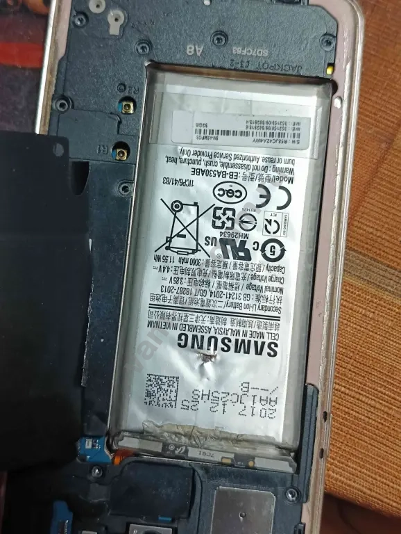 Samsung A8