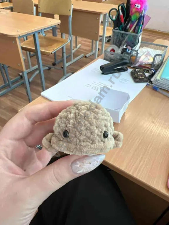 вязаная мини игрушка