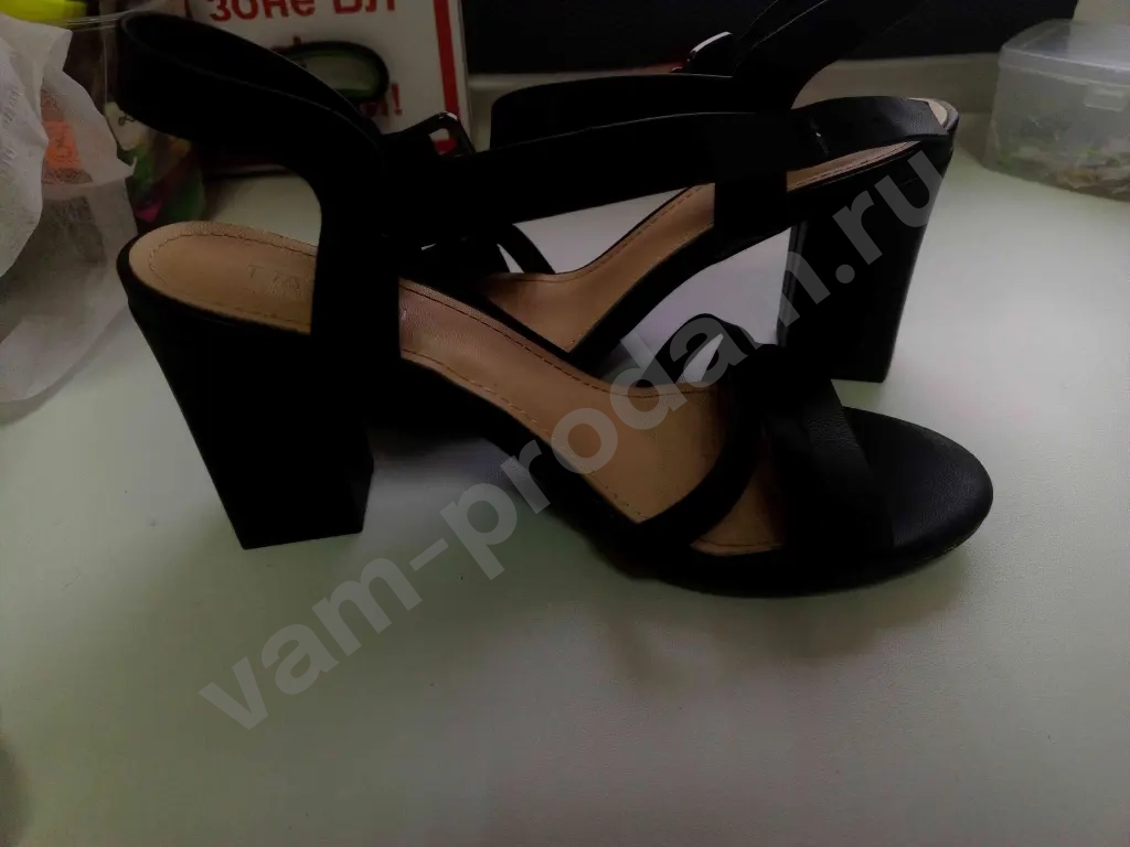 босоножки женские.