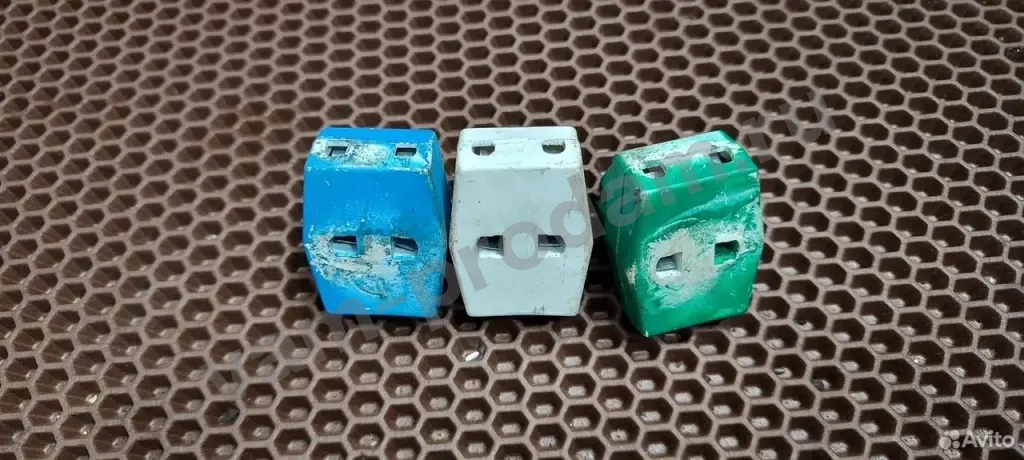 Тройник 10а 250в