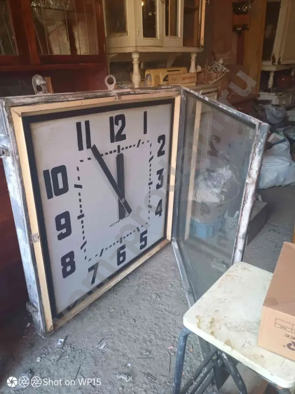 часы большие уличные СССР