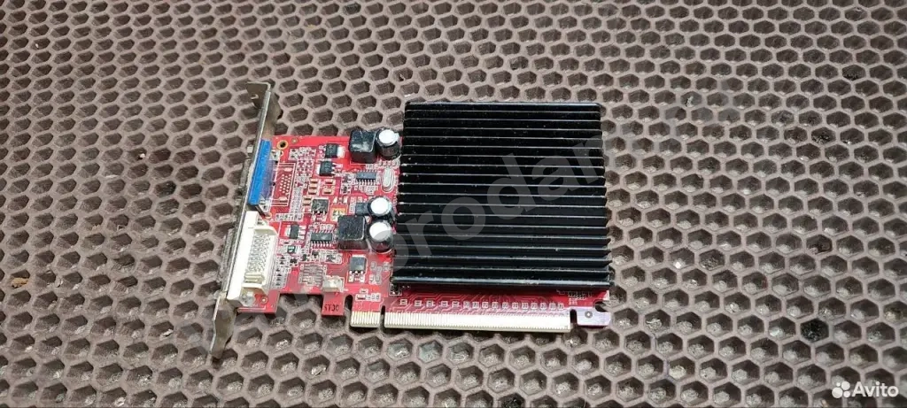 Видеокарта GF 210 512M нет изображения