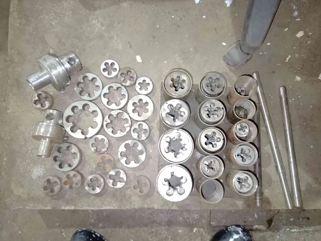 Токарный инструмент