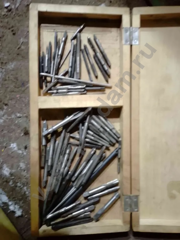 Токарный инструмент