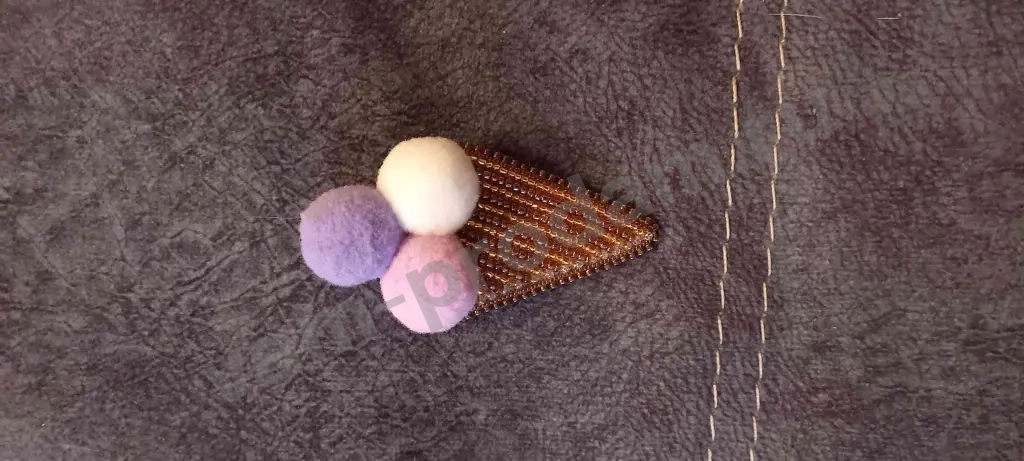 Брошь "Мороженка"