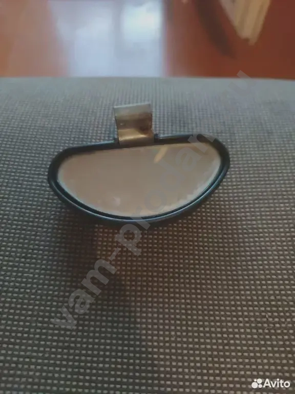 Зеркало заднего вида дополнительное