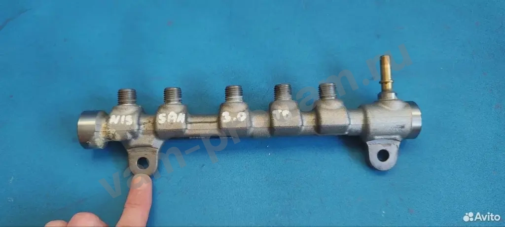 Рейка топливная Ниссан