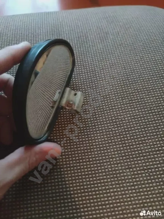 Зеркало заднего вида дополнительное