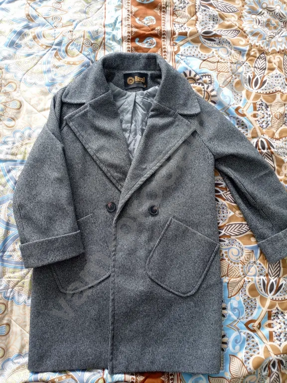 Пальто серое