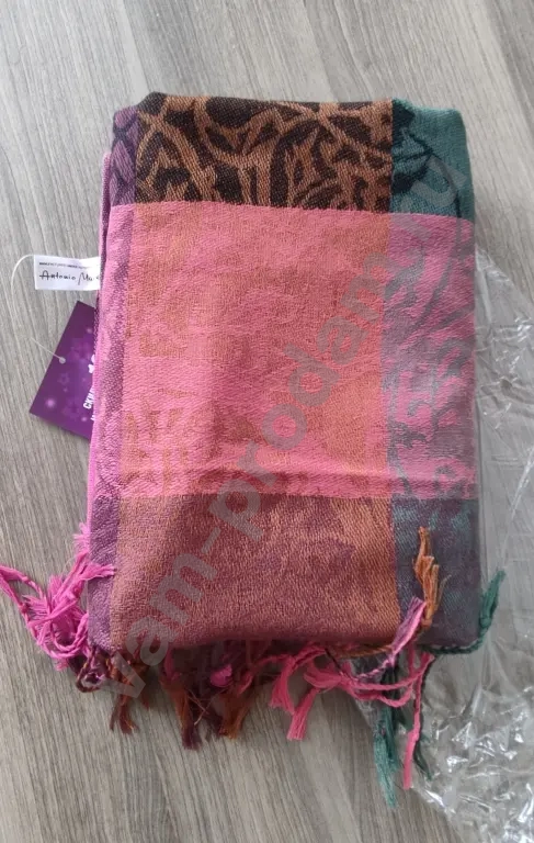 Шарф новый 190×70 см