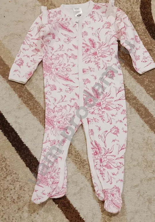 Комбинезоны новые на девочку 80