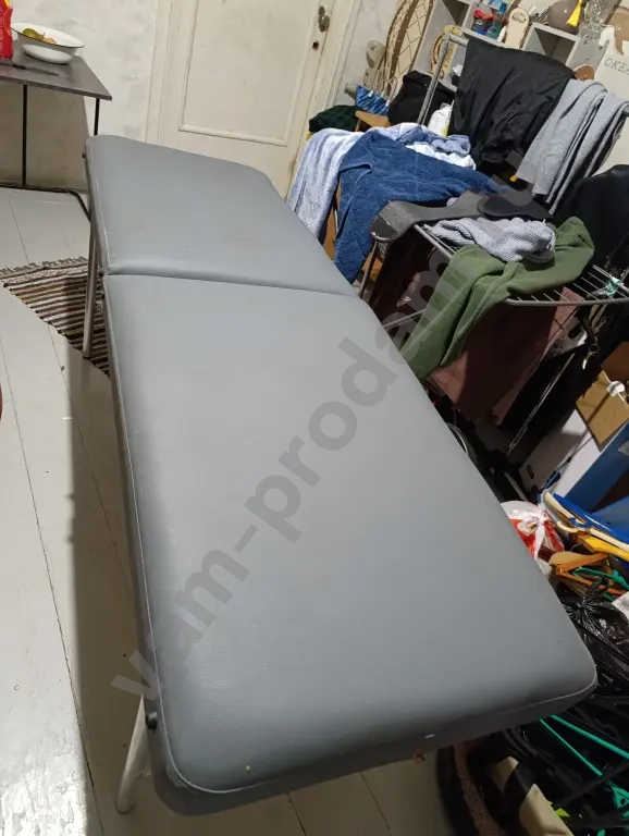 Массажный стол