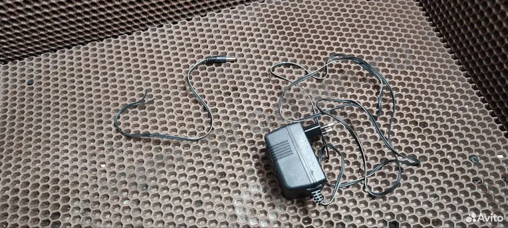 Зарядное устройство ZU 12