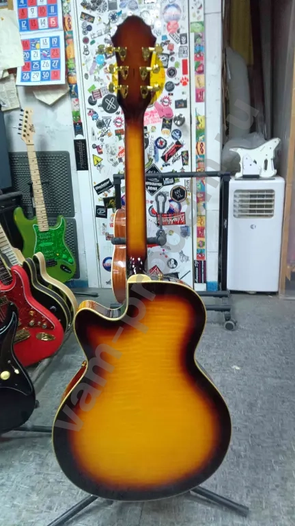 Электрогитара Michael Kelly rock-'n'-rollщик