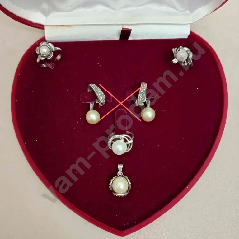 Серебряные украшения с жемчугом и фианитами