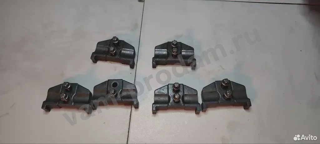 Кронштейн торсионной пружины BMW X3 E83