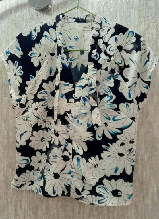 Блузка женская новая