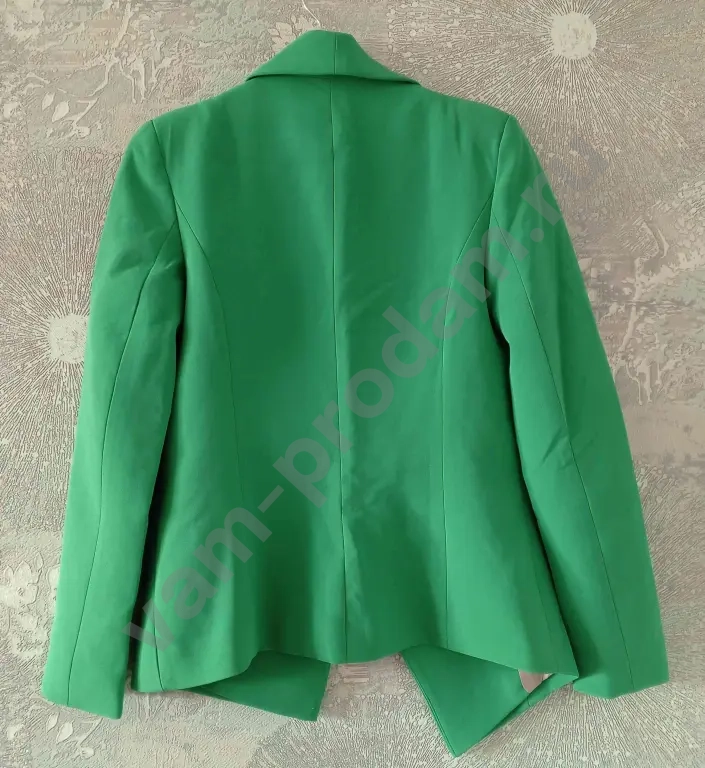 Пиджак женский новый