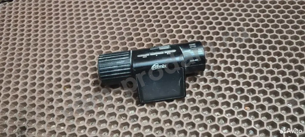 Видеорегистратор Ritmix AVR-450