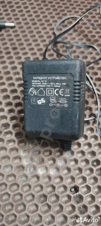 Зарядное устройство ZU 12