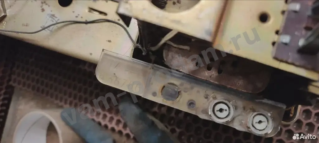 Запчасти от телевизора Рекорд-345