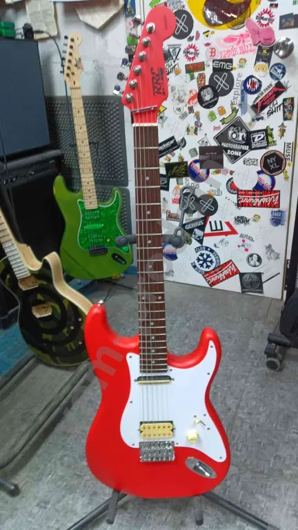 Электрогитара RREkit PatrickStar