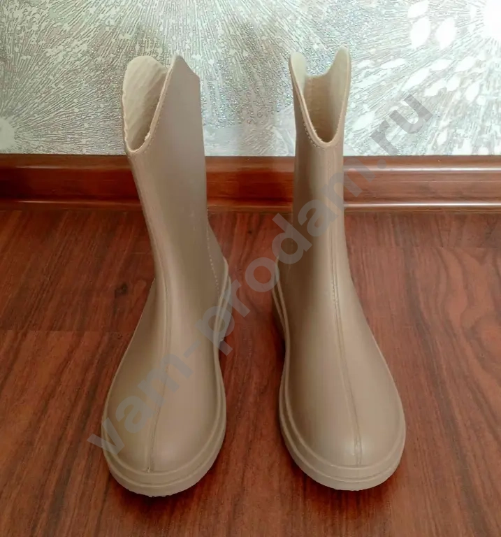 Сапоги резиновые новые
