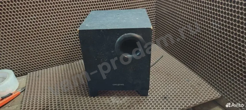 Сабвуфер creative