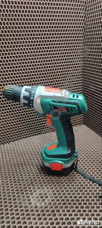 Шуруповерт бу Hammer