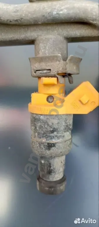 Форсунка Kia Sерhiа I 1.5 B5