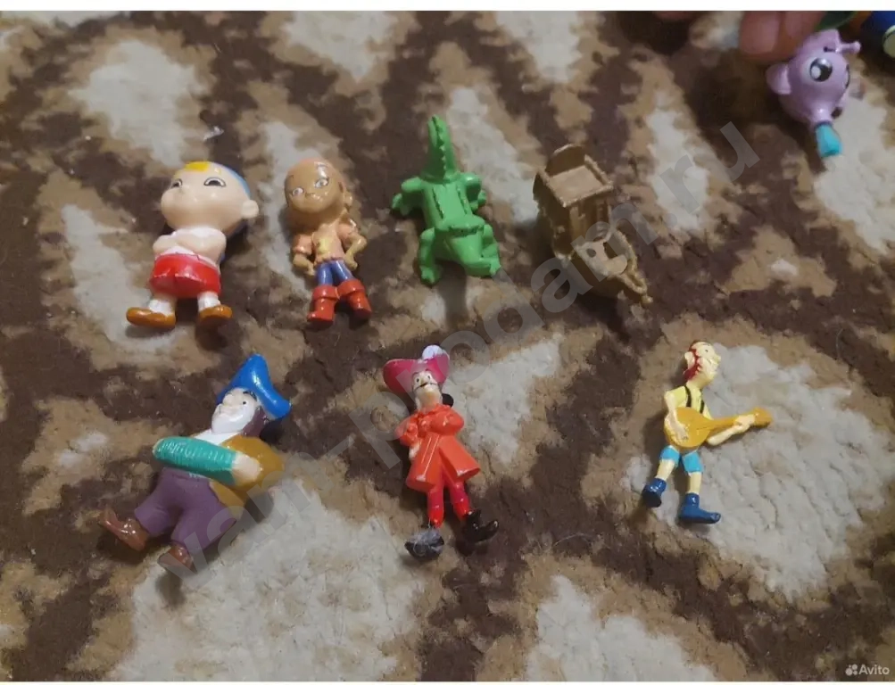 Игрушки из киндера