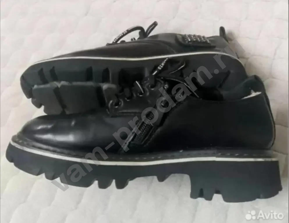 Школьная обувь