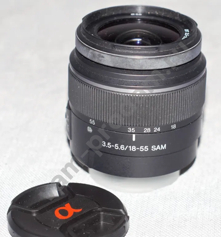Объектив DT 18-55 мм F3,5-5,6 SAM